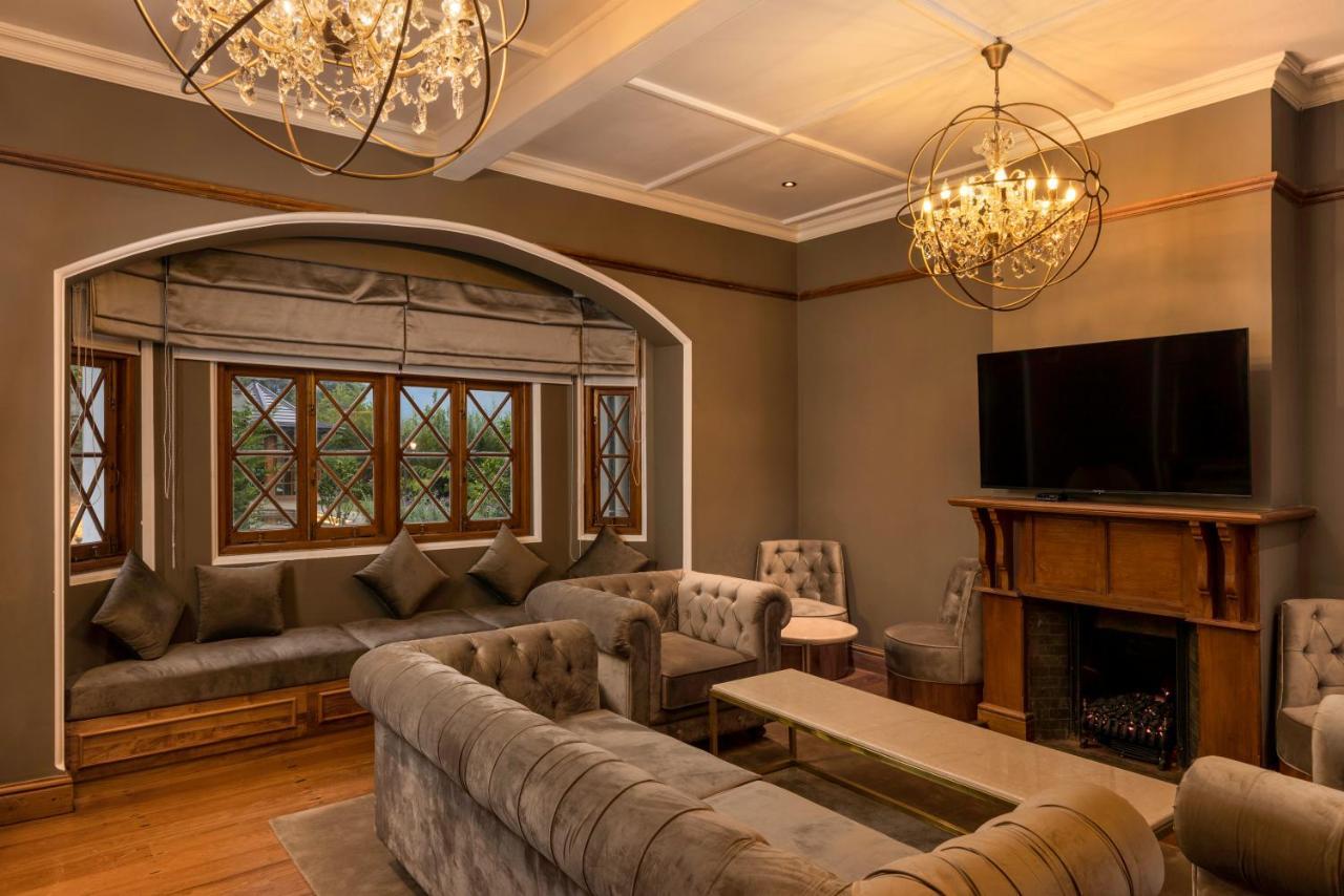 فندق The Bellwood Manor نوفارا إيلِيا